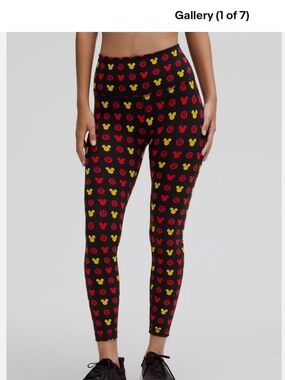 Disney x Lululemon *Wunder Train High-Rise Tight 25" Disney Classic Multi